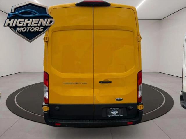 2022 Ford Transit Extended Length