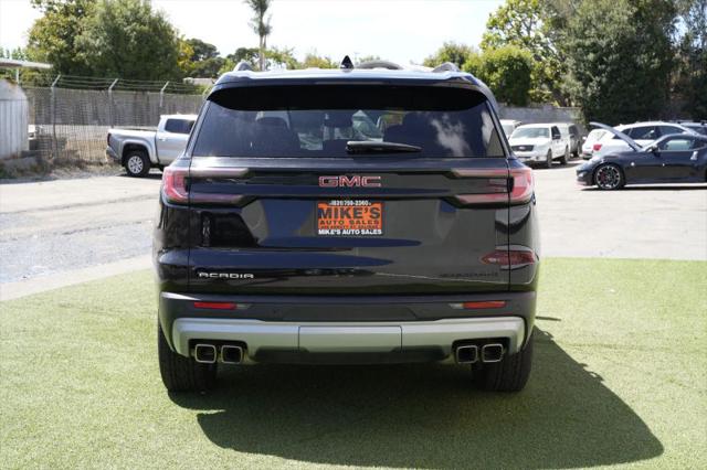 2024 GMC Acadia Elevation