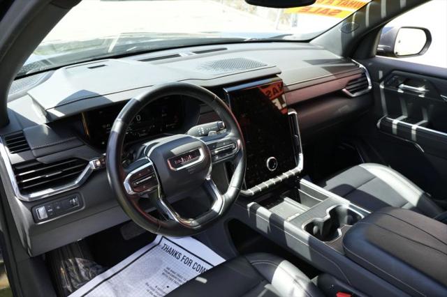 2024 GMC Acadia Elevation