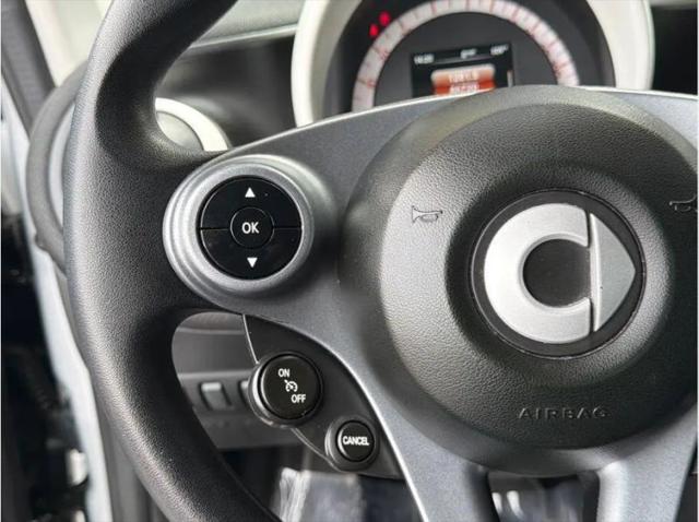 2016 smart fortwo Passion