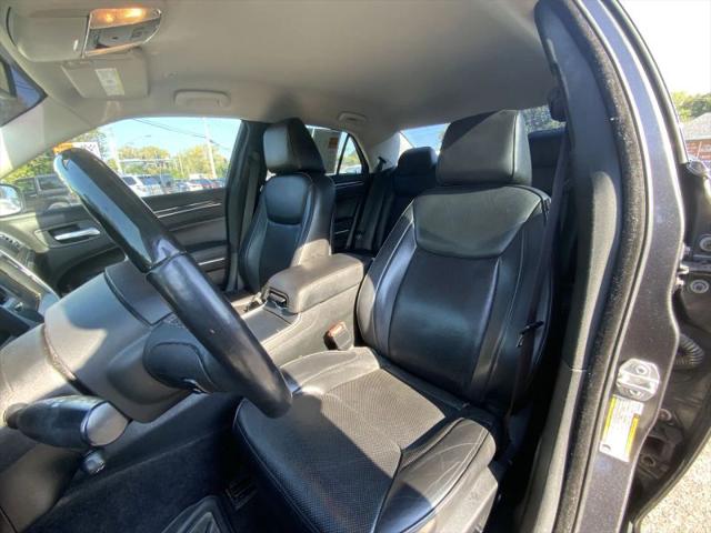 2019 Chrysler 300 Limited