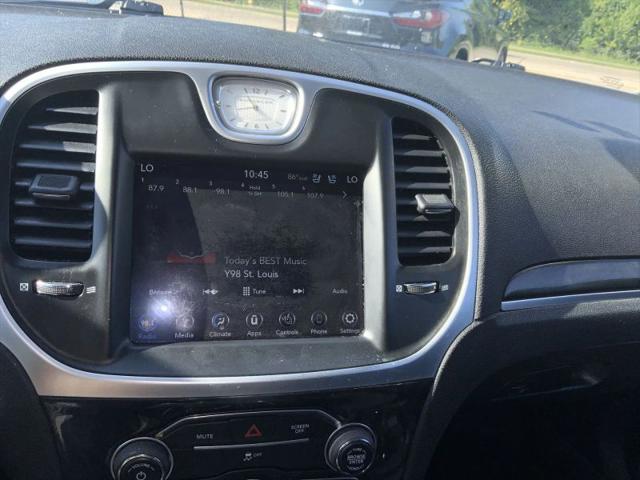 2019 Chrysler 300 Limited