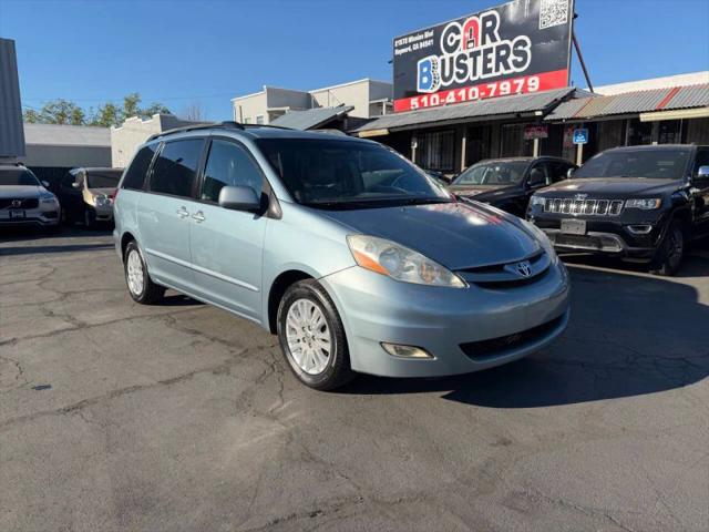 2007 Toyota Sienna XLE Limited for sale in Hayward, CA