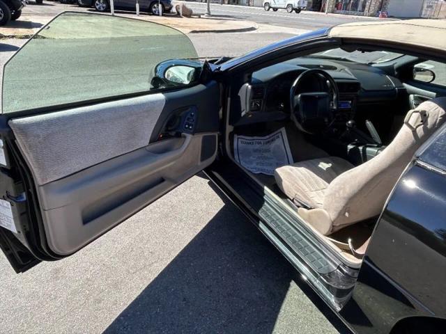 1997 Chevrolet Camaro Base