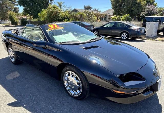 1997 Chevrolet Camaro Base
