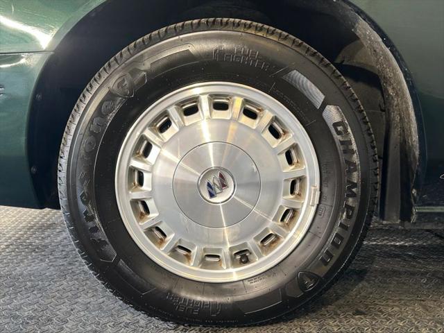 2004 Buick Century Base