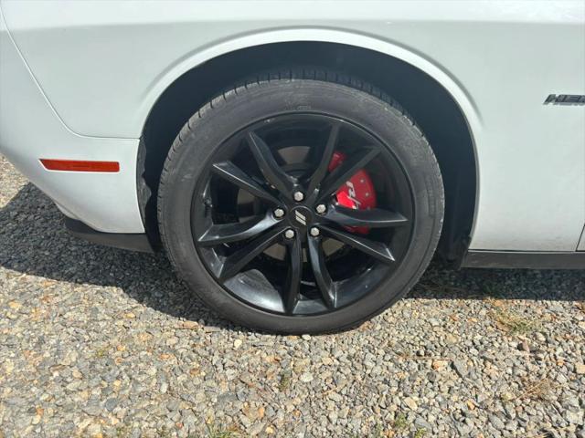 2017 Dodge Challenger R/T Plus