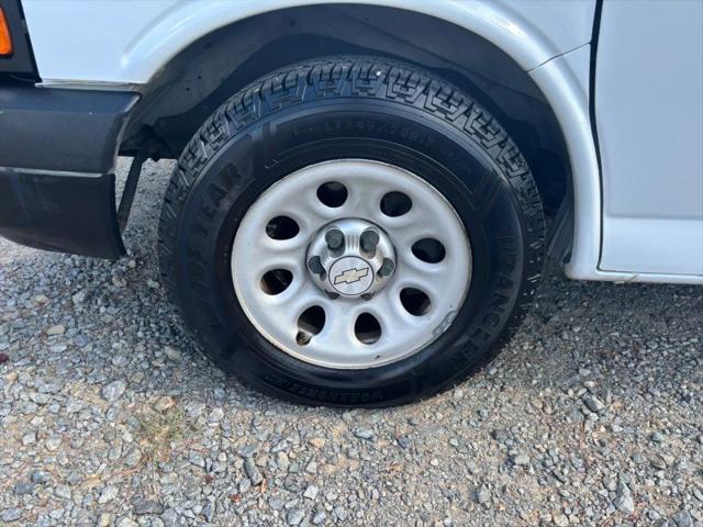 2013 Chevrolet Express Base