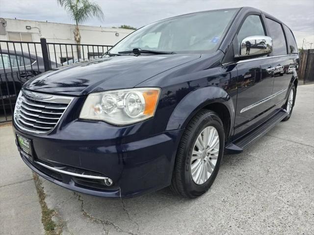 2013 Chrysler Town & Country Touring-L for sale in Antioch, CA