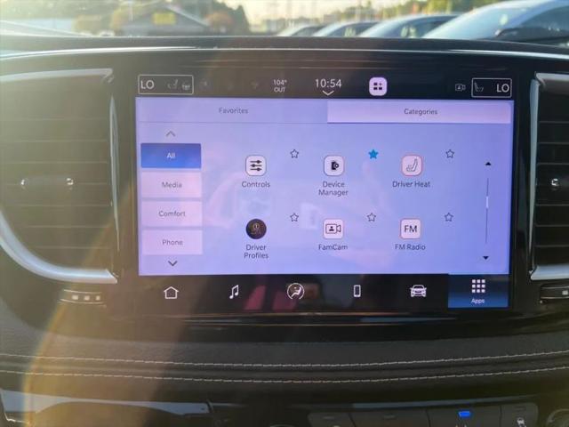 2021 Chrysler Pacifica Touring L