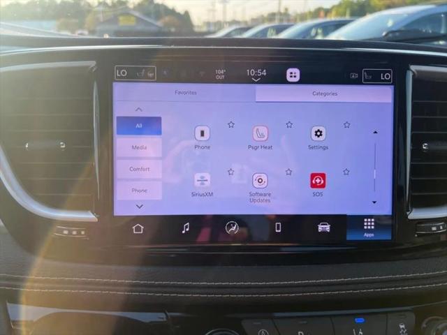 2021 Chrysler Pacifica Touring L