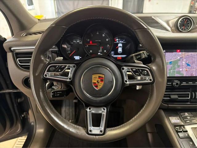2021 Porsche Macan Base