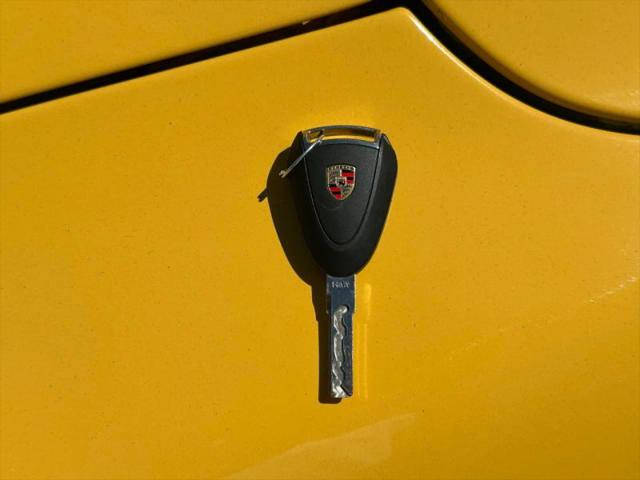 2005 Porsche Boxster Base