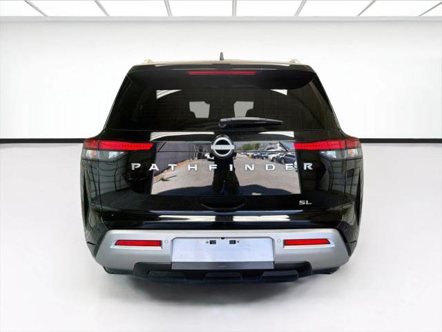 2025 Nissan Pathfinder SL FWD