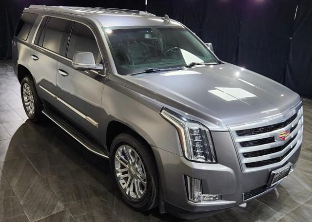 2016 Cadillac Escalade Standard