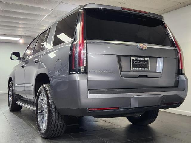 2016 Cadillac Escalade Standard