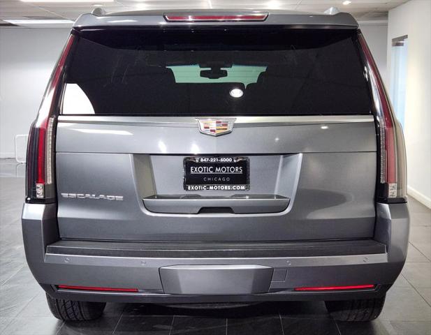 2016 Cadillac Escalade Standard