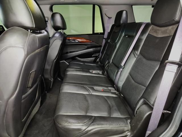 2016 Cadillac Escalade Standard