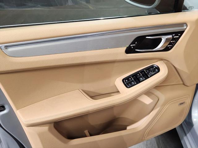 2015 Porsche Macan Turbo