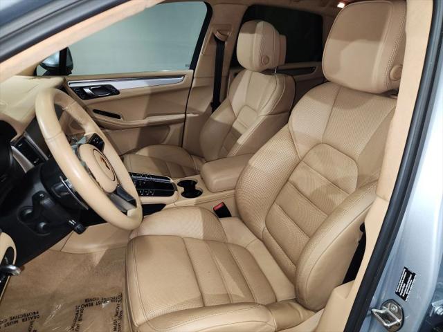2015 Porsche Macan Turbo