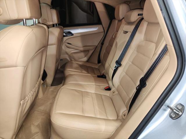 2015 Porsche Macan Turbo