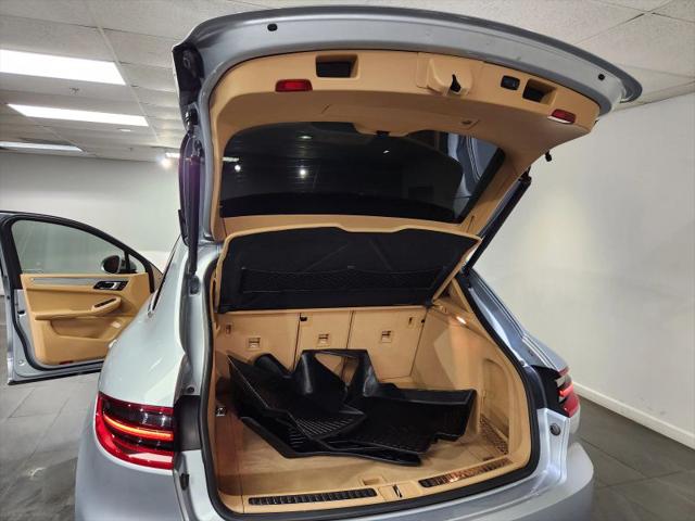 2015 Porsche Macan Turbo
