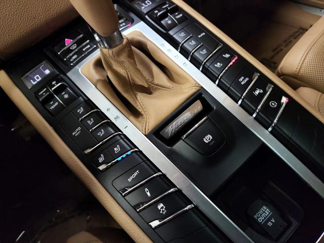 2015 Porsche Macan Turbo