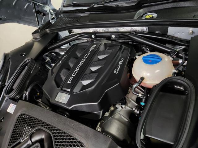 2015 Porsche Macan Turbo