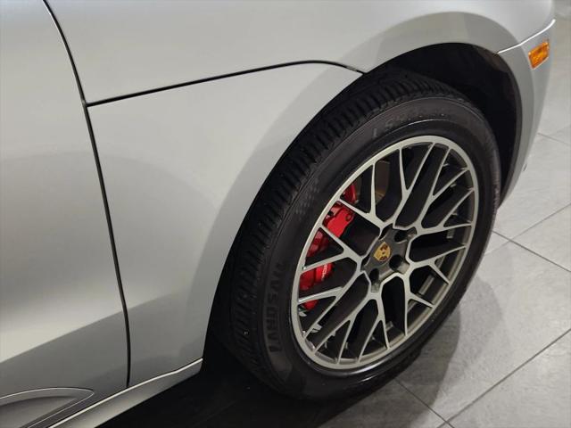 2015 Porsche Macan Turbo