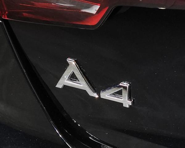 2021 Audi A4 Premium Plus 40 TFSI quattro S tronic