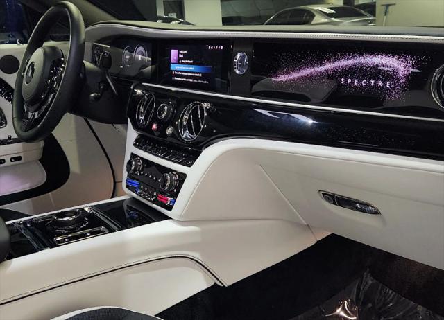 2024 Rolls-Royce CT Base