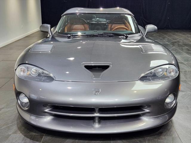 2002 Dodge Viper RT/10