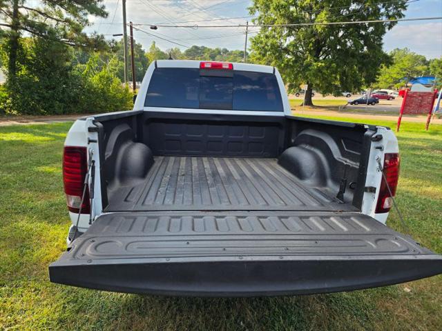 2017 Ram 1500 Night Crew Cab 4x4 57 Box