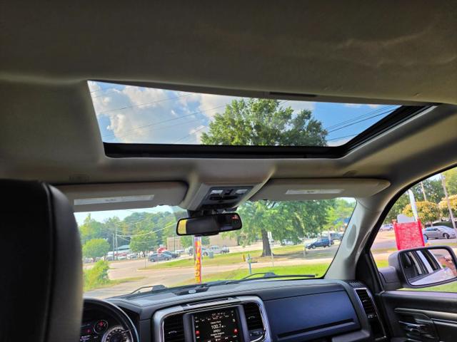 2017 Ram 1500 Night Crew Cab 4x4 57 Box