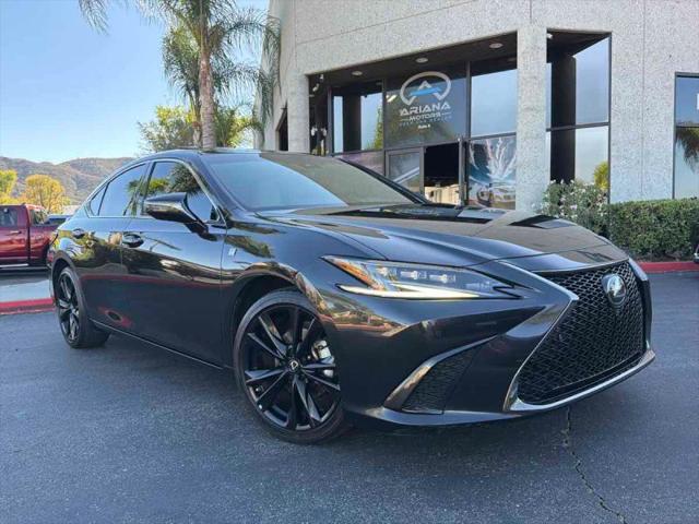 2024 Lexus ES 300h F SPORT Handling