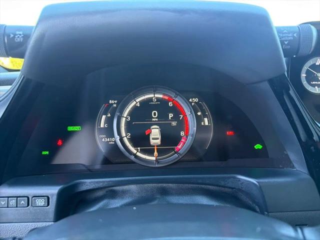 2024 Lexus ES 300h F SPORT Handling