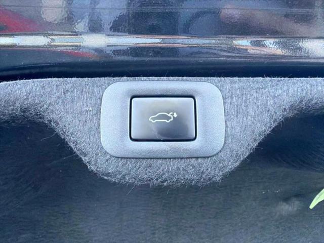 2024 Lexus ES 300h F SPORT Handling