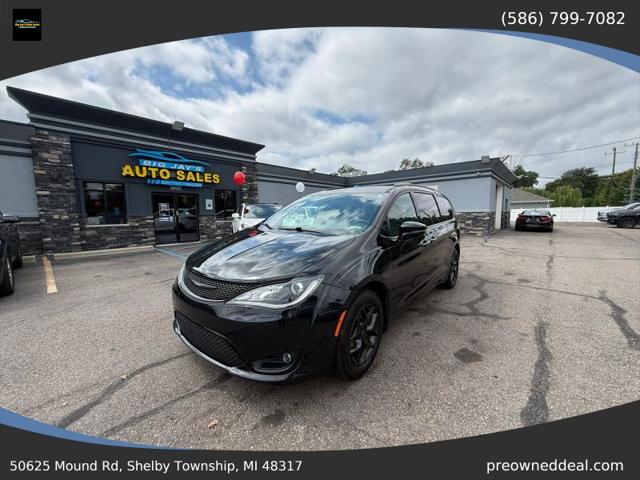 2019 Chrysler Pacifica Limited for sale in Shelby Township, MI