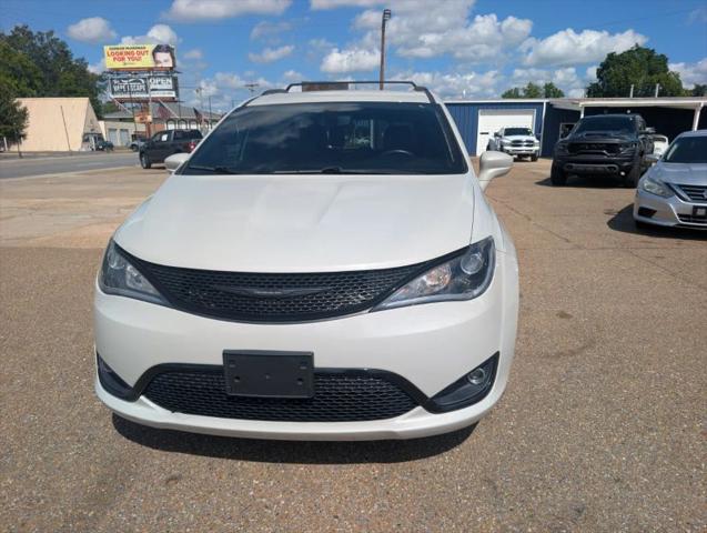2020 Chrysler Pacifica Touring L Plus