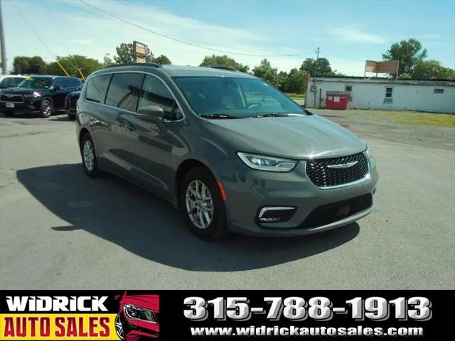 2022 Chrysler Pacifica Touring L for sale in Watertown, NY