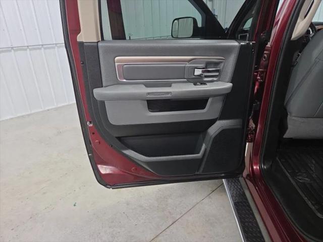 2017 Ram 1500 SLT