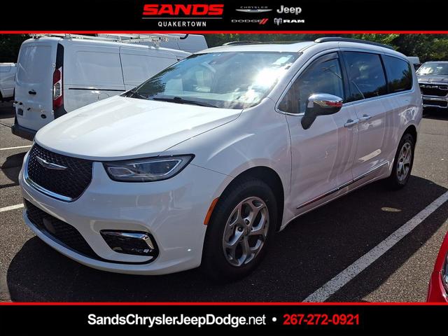 2023 Chrysler Pacifica Limited AWD