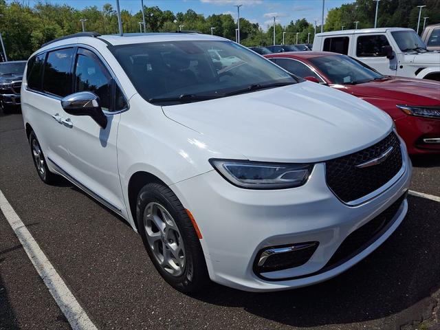 2023 Chrysler Pacifica Limited AWD