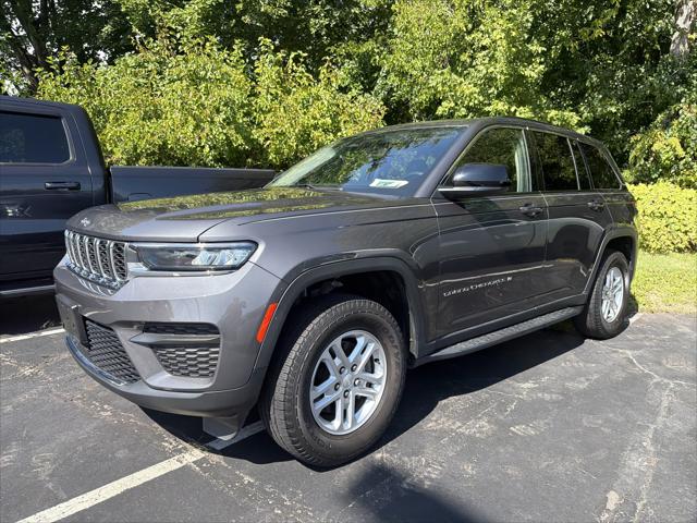 2022 Jeep Grand Cherokee Laredo 4x4