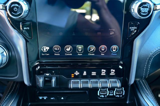 2019 Ram 1500 Limited Crew Cab 4x4 57 Box