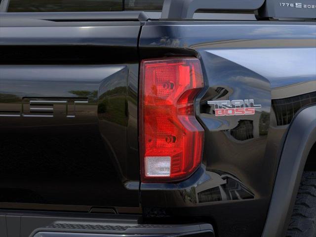 2026 Chevrolet Colorado Trail Boss - Photo 11