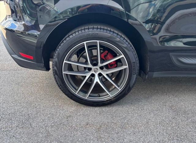 2023 Porsche Macan S