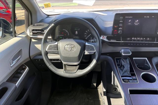 2021 Toyota Sienna XLE