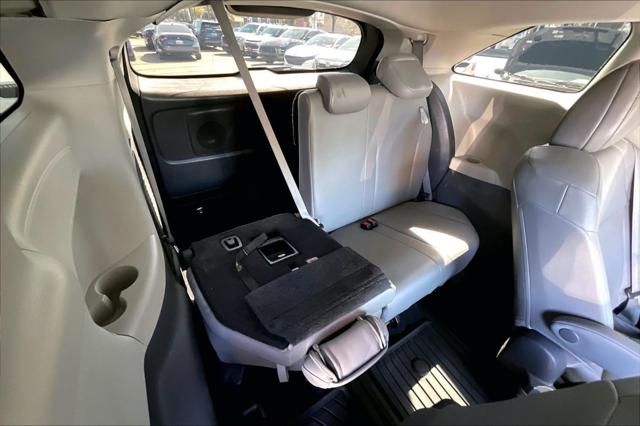 2021 Toyota Sienna XLE
