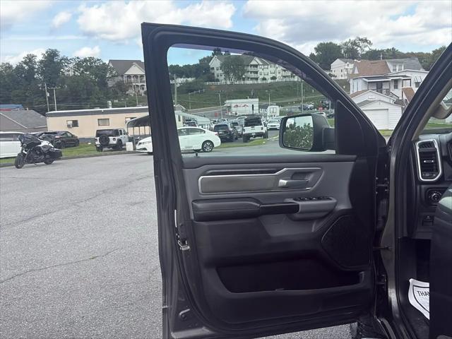 2020 Ram 1500 Big Horn Quad Cab 4x4 64 Box